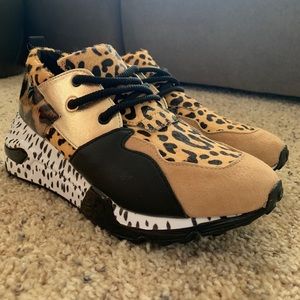 Steve Madden Fashion Sneakers NWOT